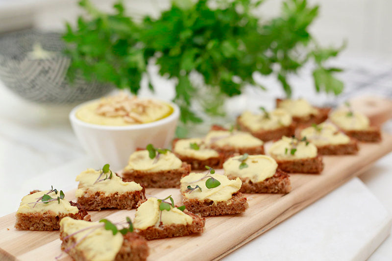 Hummus au curcuma et aux agrumes